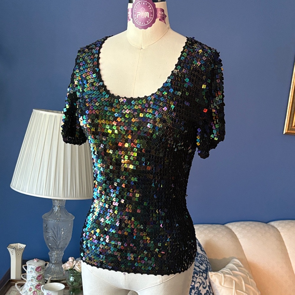 Vintage Adrianna Papell Evening Essentials oil slick Sequin Crochet Top